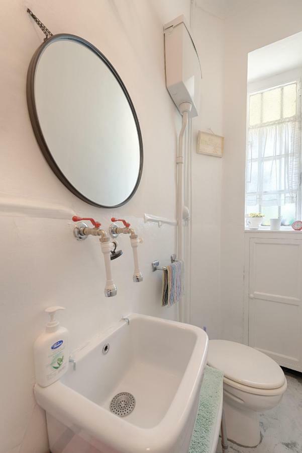 Vintage Flat Crocetta Apartment