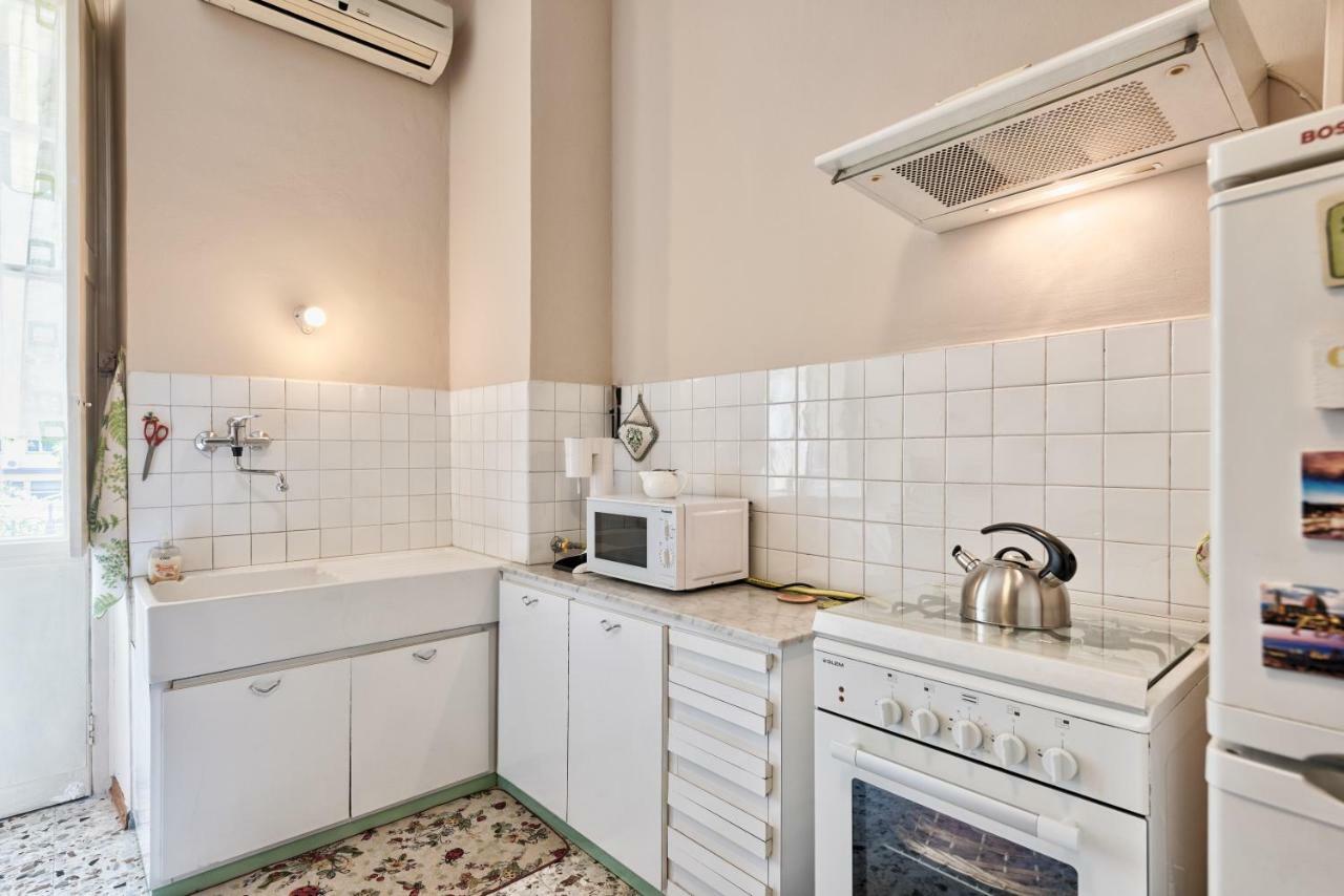 Vintage Flat Crocetta