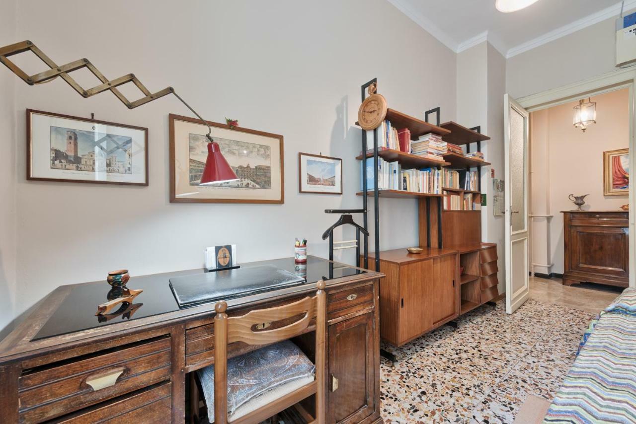 Vintage Flat Crocetta Apartment